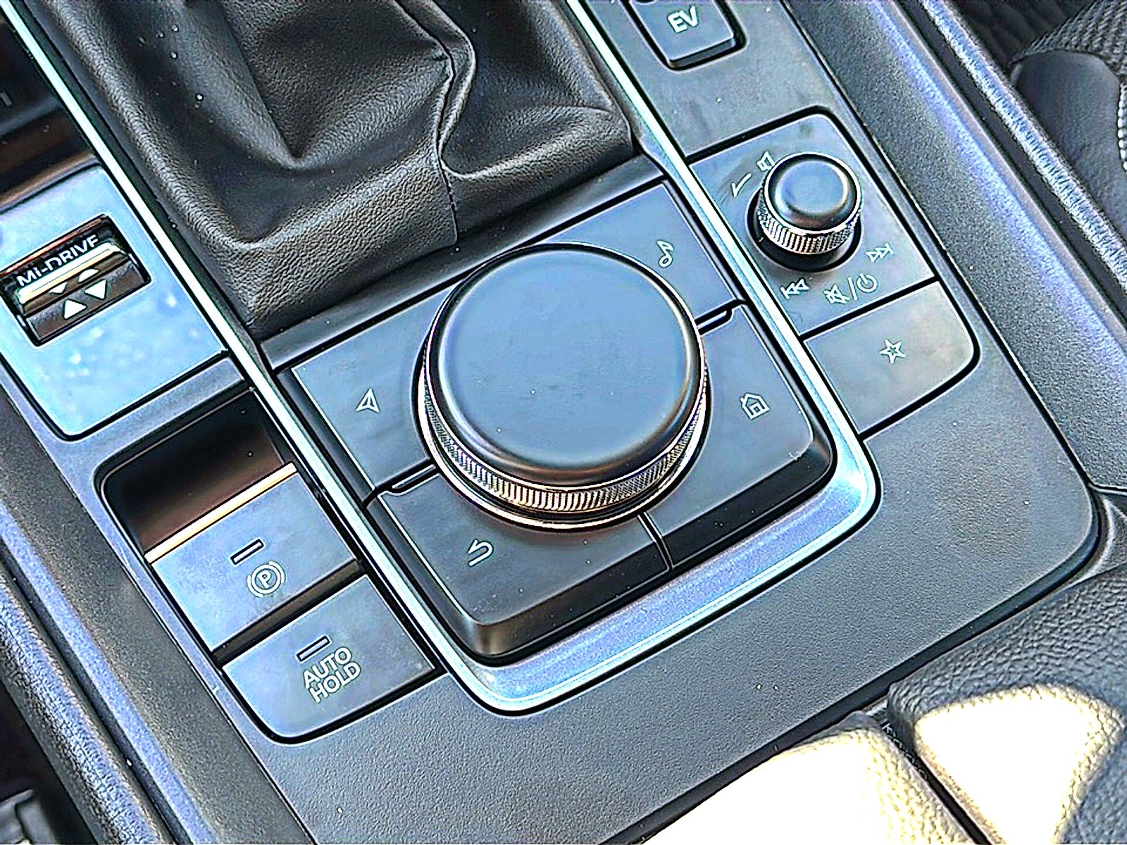 Used 2026 Jet Black Mica Mazda Preferred image 23