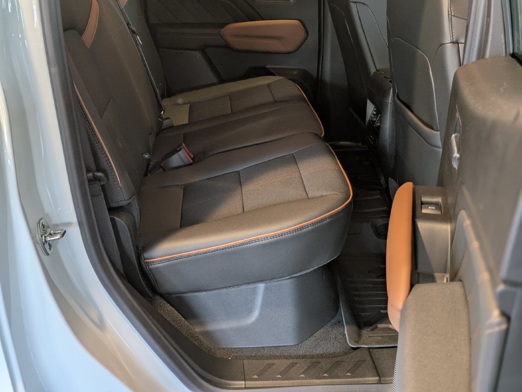 2026 GMC Canyon AT4 - Photo 38