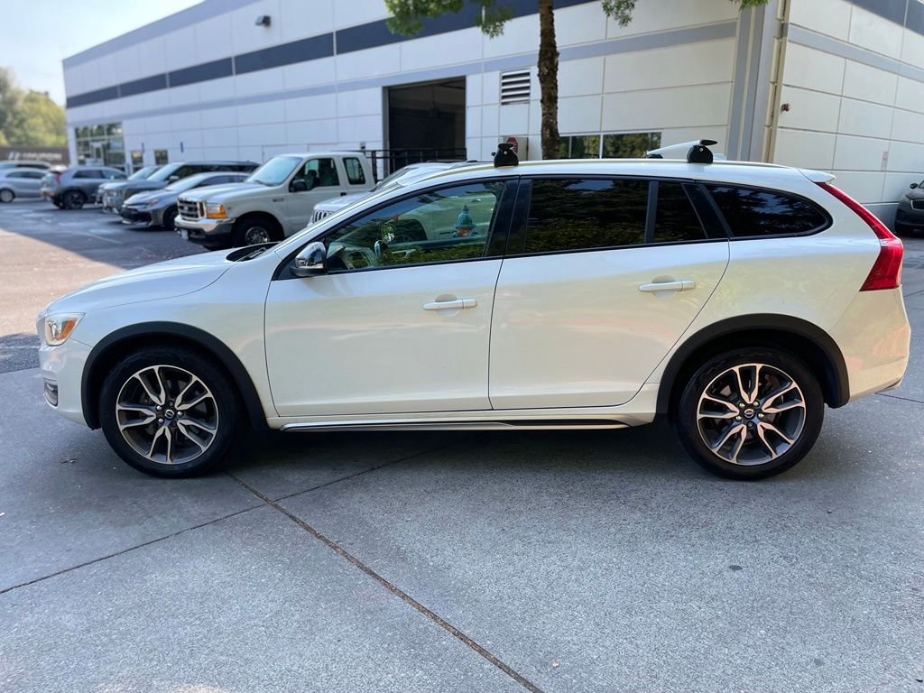 Used 2015 Crystal White Pearl Volvo T5 image 6