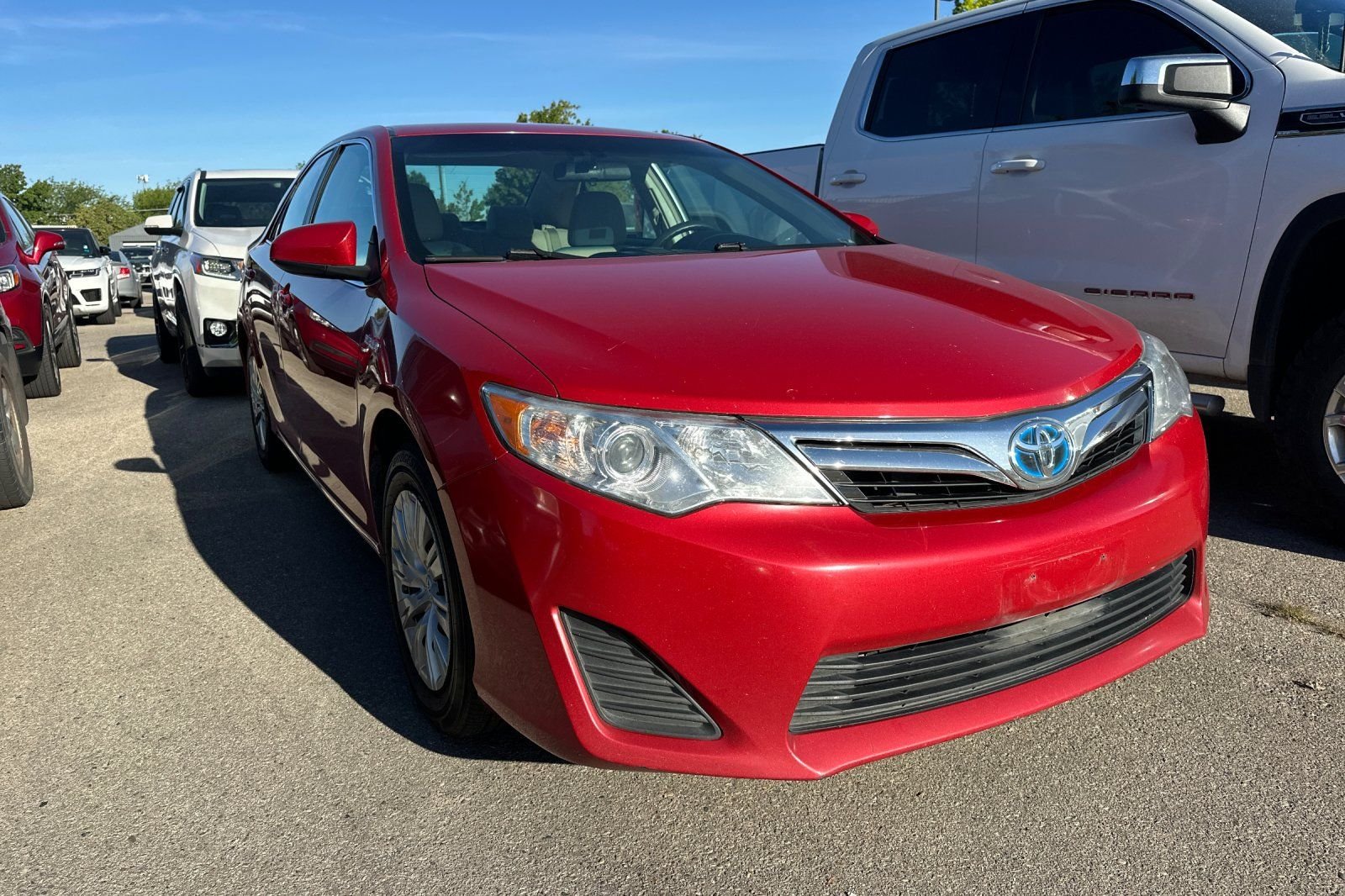 Used 2012 Red Toyota LE image 2