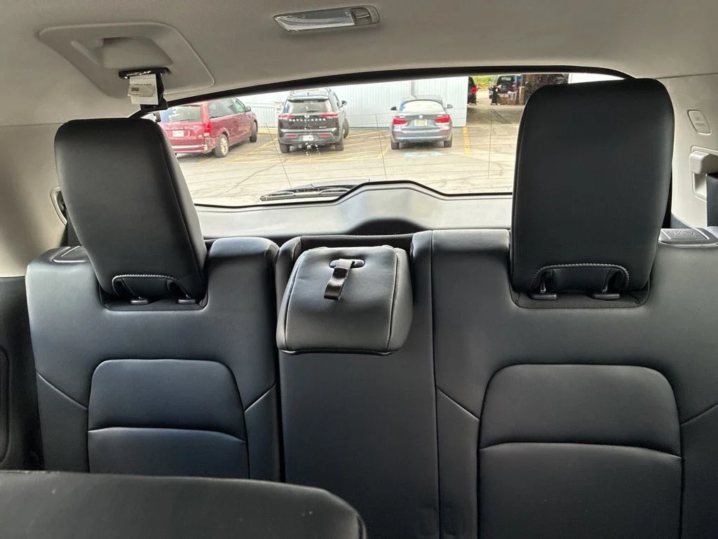 Certified Used 2024 White Nissan Platinum image 30