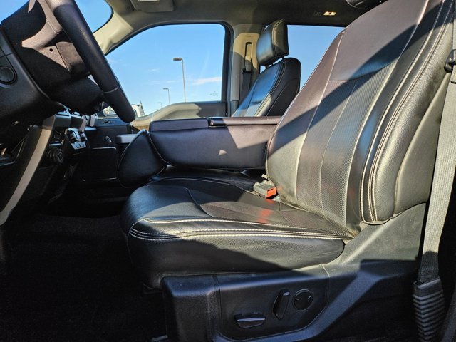 Used 2021 Black Metallic Ford LARIAT image 50