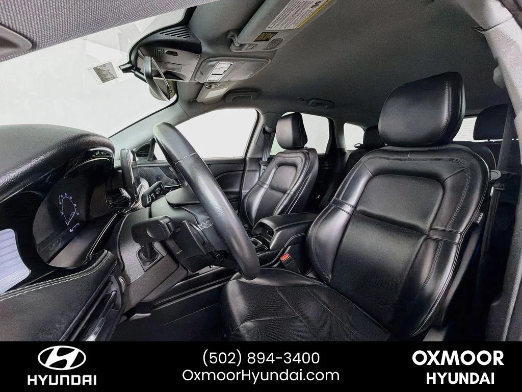 Used 2020 Magnetic Gray Lincoln Standard image 21