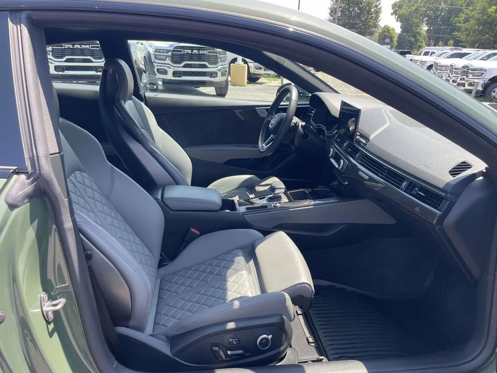 Used 2023  Audi 3.0T Premium Plus image 15