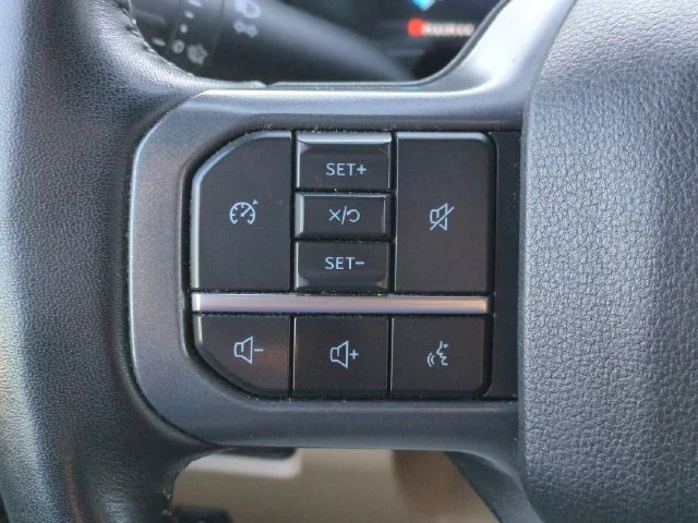 Used 2023 Gray Ford Lariat image 17
