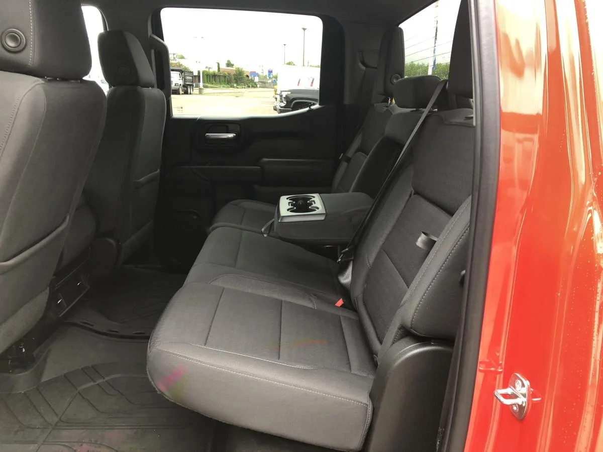 Used 2022 Red Chevrolet 4WD Crew Cab 157" Custom image 16