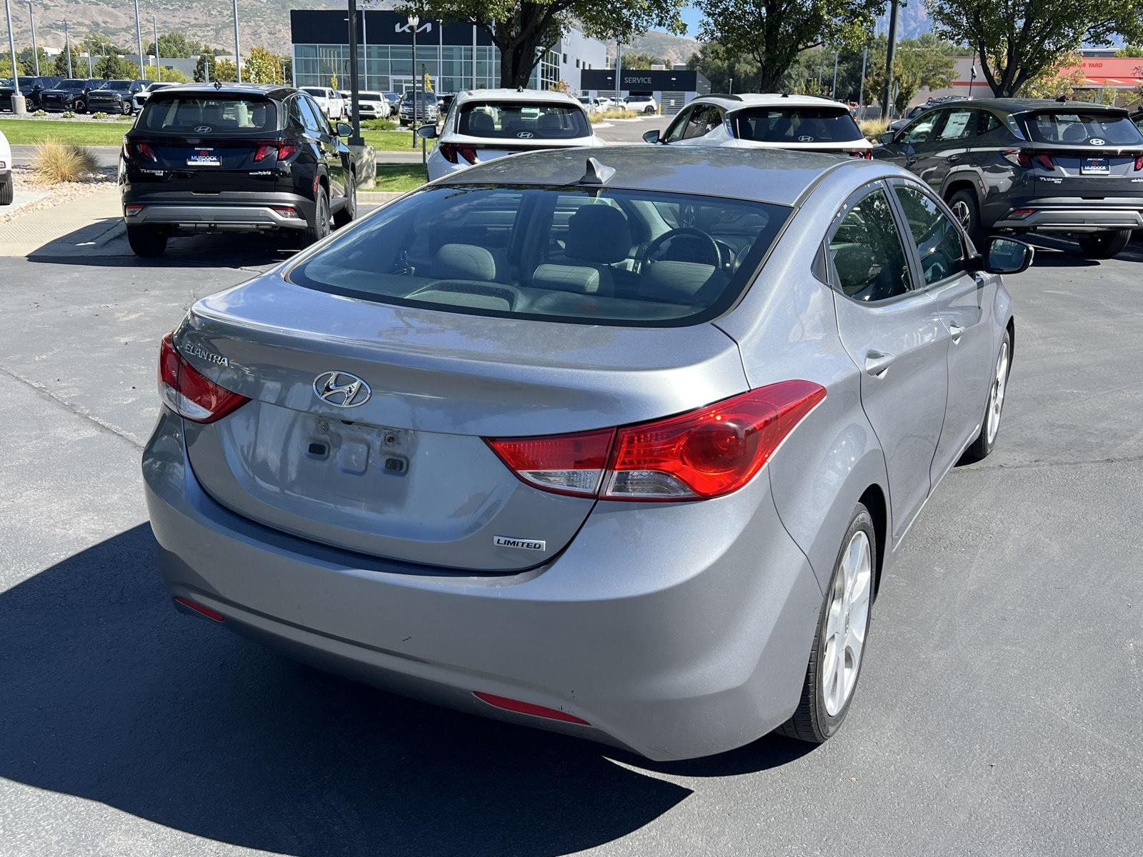 Used 2013 Titanium Gray Metallic Hyundai Limited image 19