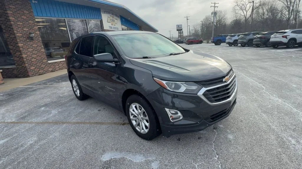 Used 2020 Chevrolet Equinox LT with VIN 2GNAXKEV8L6236883 for sale in Brazil, IN