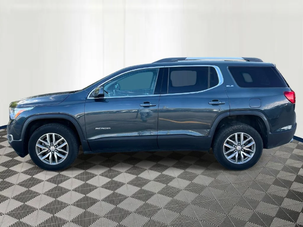 Used 2019 GMC Acadia SLE-2 with VIN 1GKKNLLS7KZ209490 for sale in Eastpointe, MI
