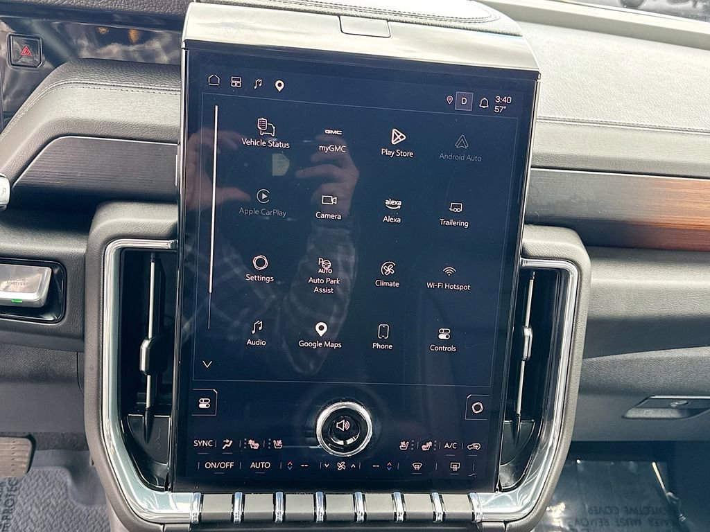 2025 GMC Yukon XL Denali - Photo 15