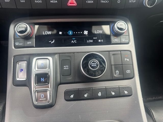 Used 2024 White Hyundai Calligraphy image 16