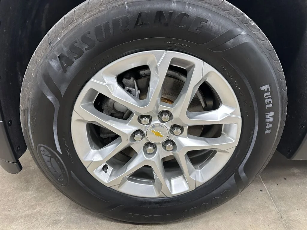 Certified Used 2020 Silver Ice Metallic Chevrolet LT Cloth image 37