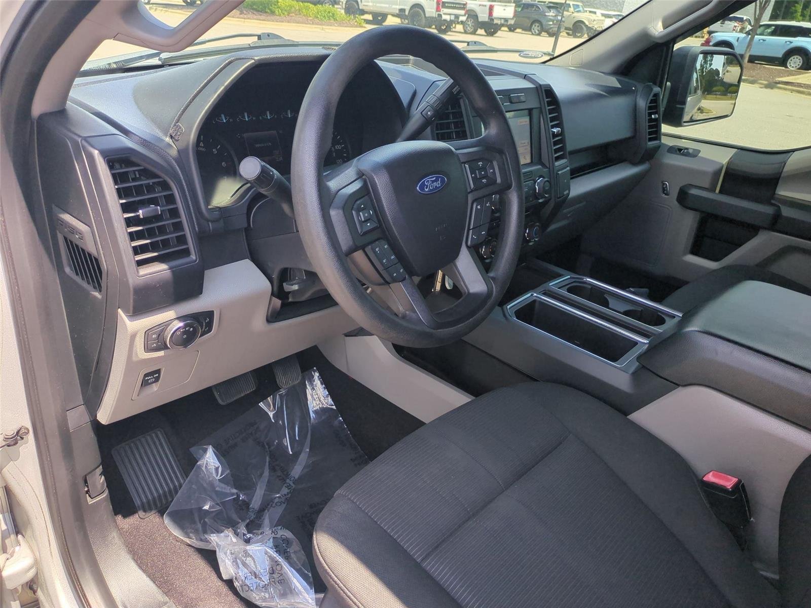 Used 2018 Ingot Silver Ford XL image 19