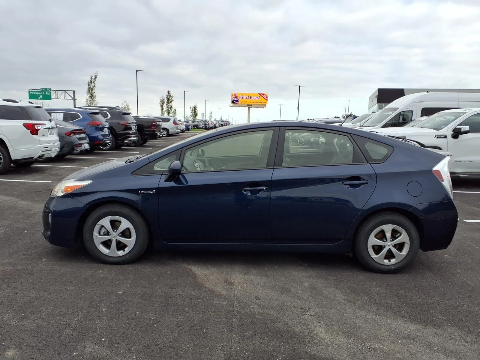 Used 2014 Nautical Blue Metallic Toyota Two image 23