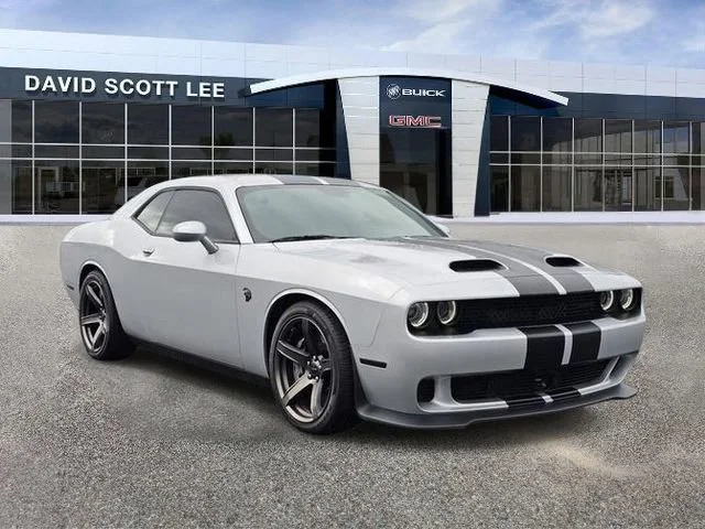 Used 2023 Silver Dodge SRT Hellcat Jailbreak image 4
