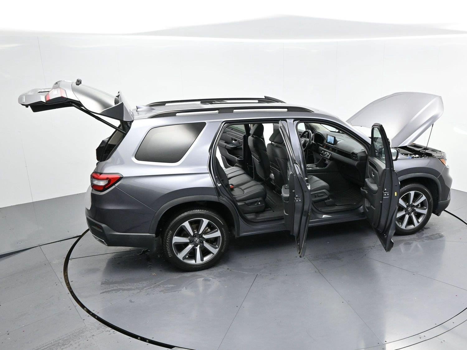 Used 2024 Gray Honda Touring image 45