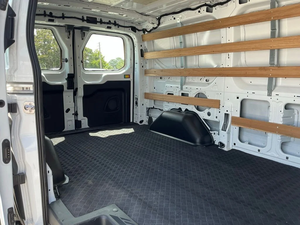Used 2025 White Ford Base image 28