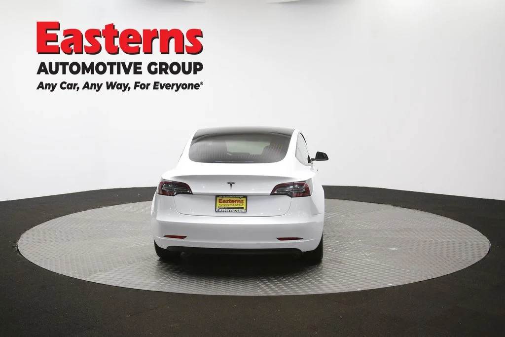 Used 2018 White Tesla Long Range image 33
