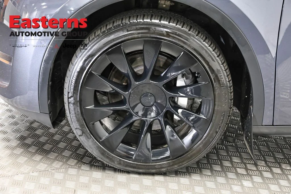 Used 2021 Gray Tesla Long Range image 25