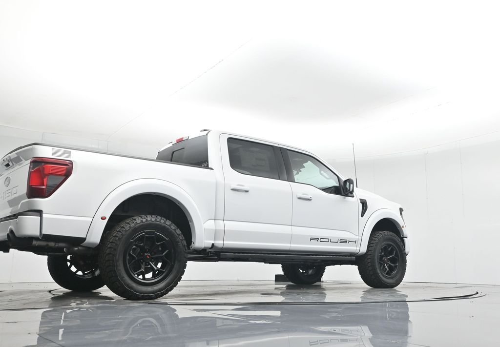 New 2025 Oxford White Ford XLT image 52