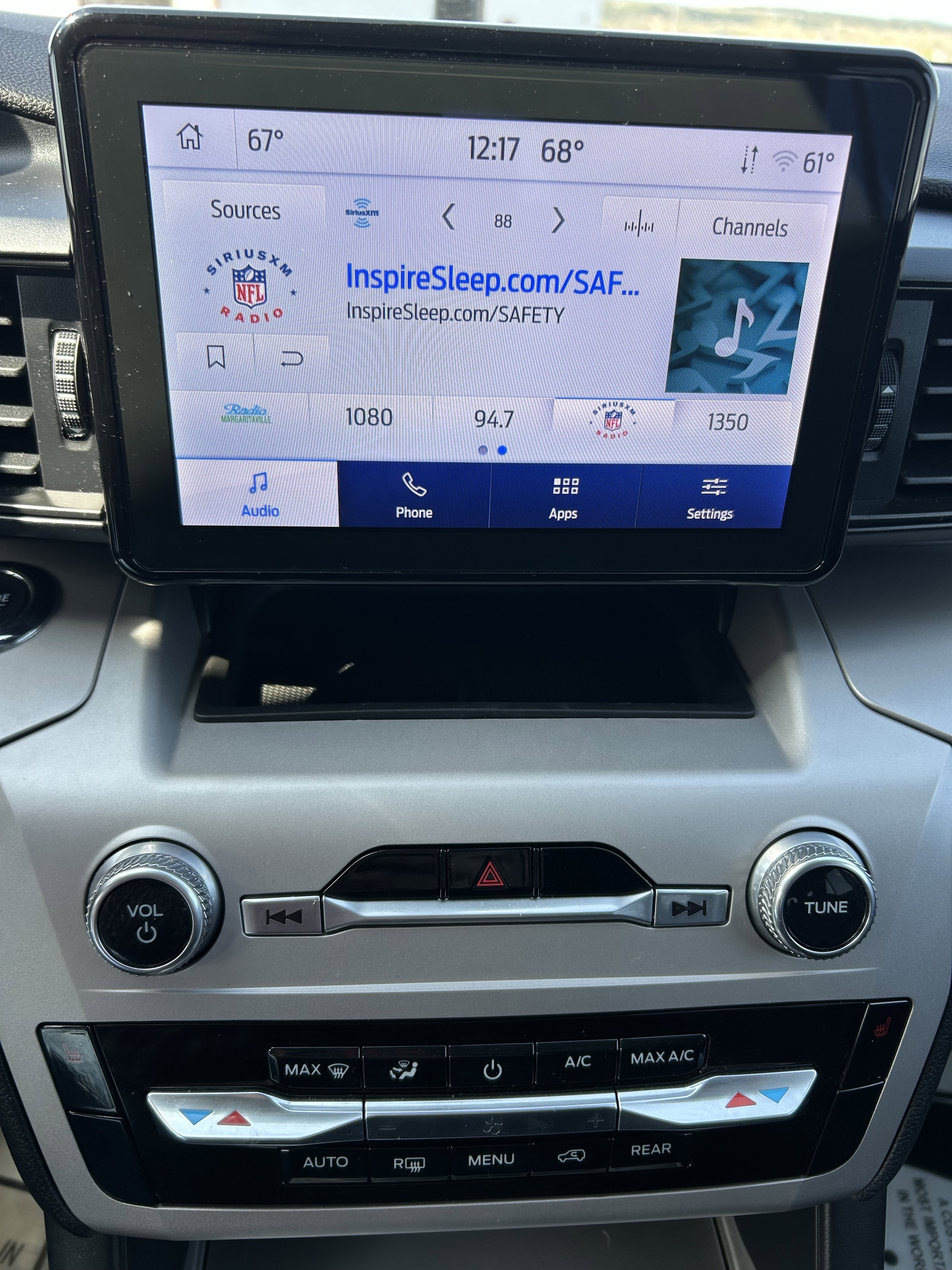 Used 2024 Gray Ford XLT image 15