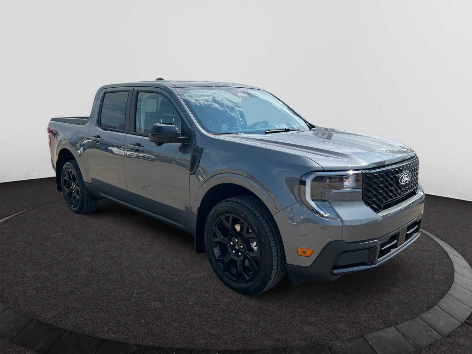 New 2026 Carbonized Grey Metallic Ford Lariat image 7