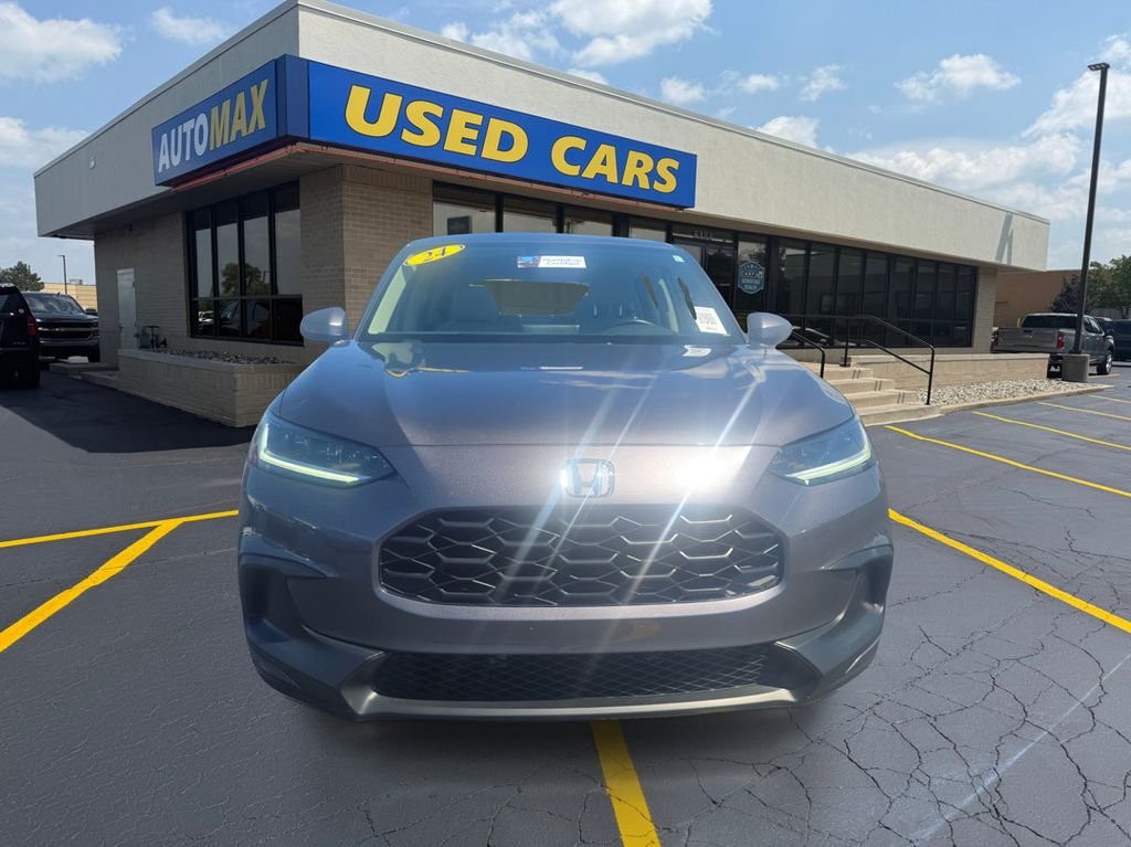 Used 2024 Modern Steel Metallic Honda LX image 3