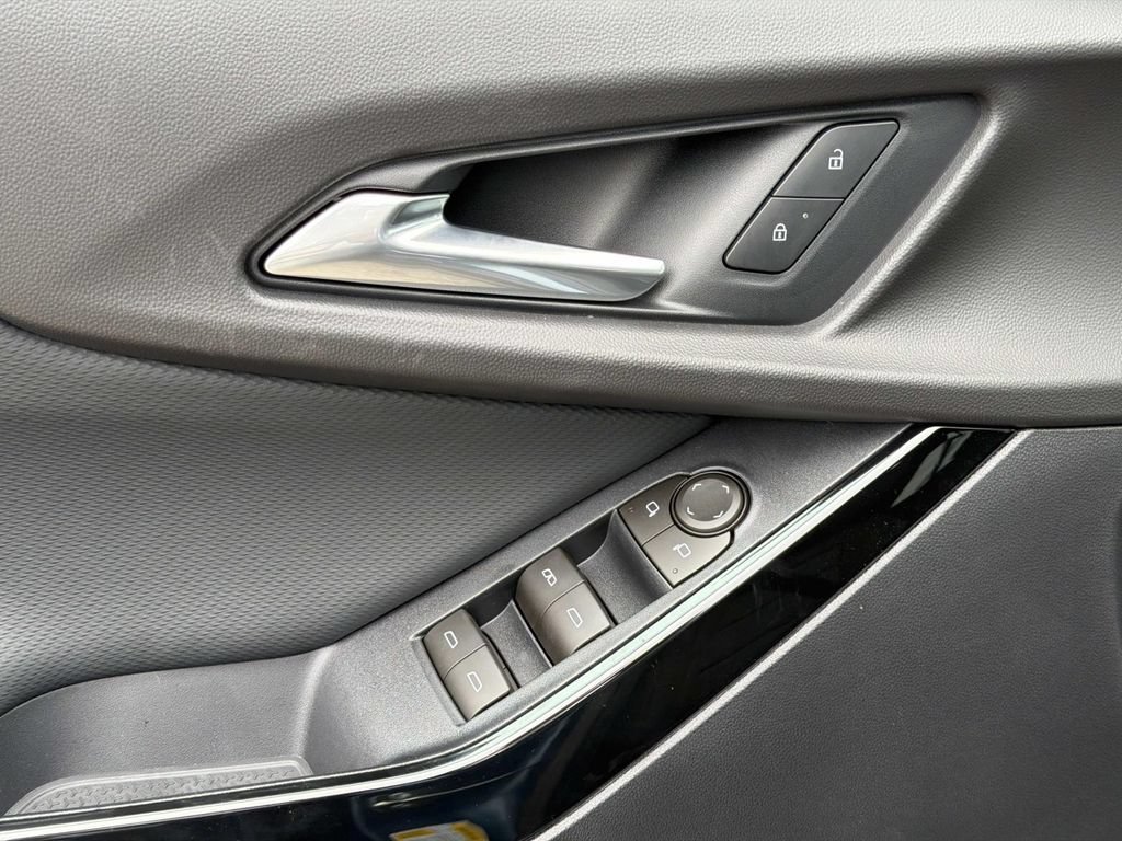 2026 Chevrolet Equinox LT - Photo 22