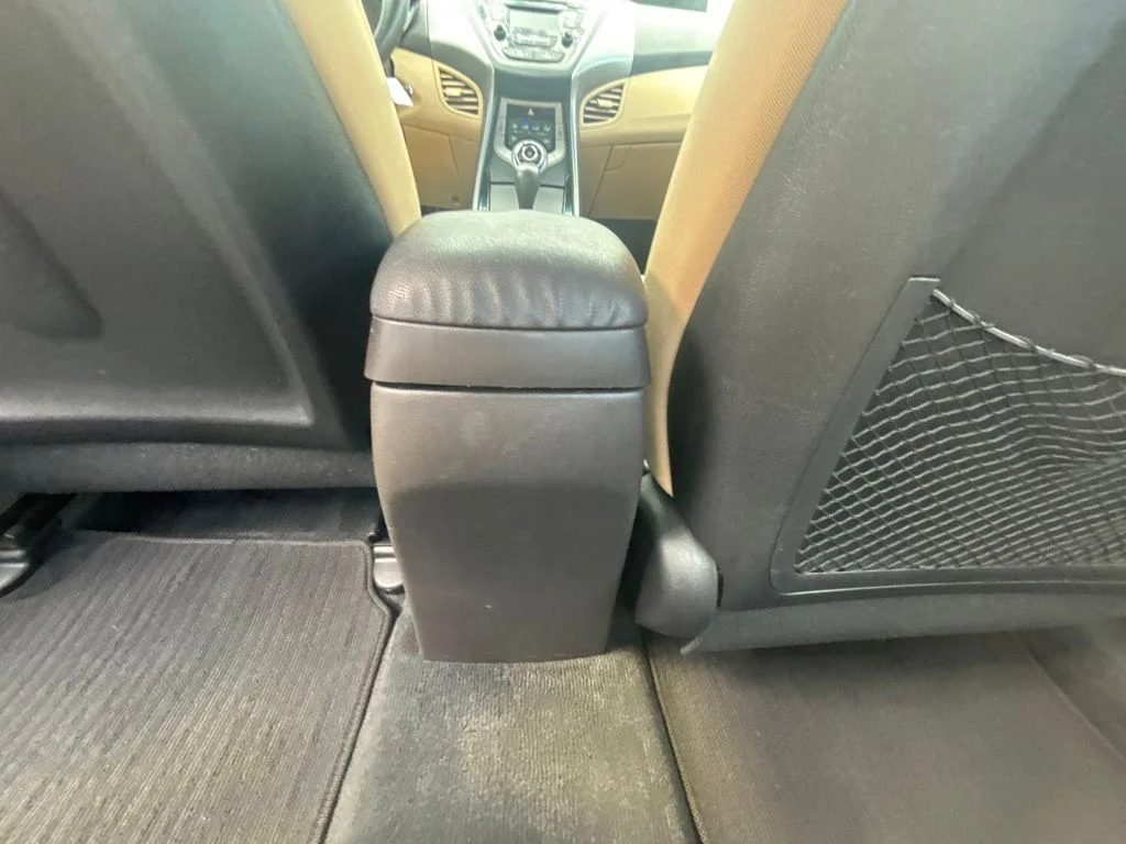 Used 2013 Black Hyundai GLS image 18