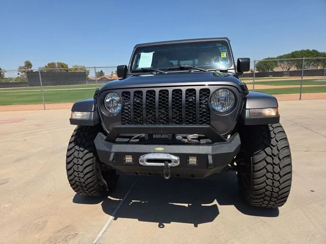 Used 2022 Gray Jeep Sport image 2