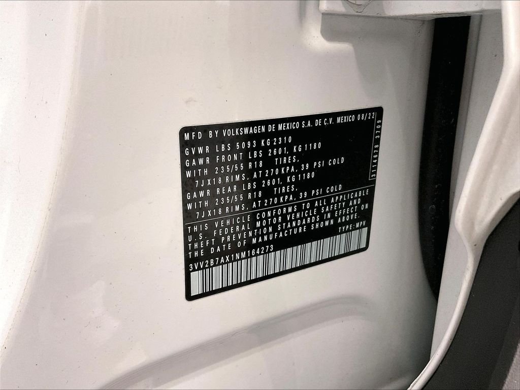 Used 2022 White Volkswagen 2.0T SE image 35