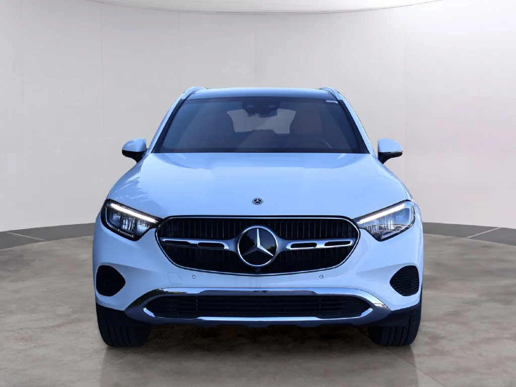 New 2026 Polar White Mercedes-Benz GLC 300 image 6