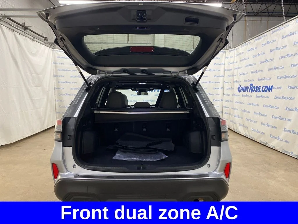 2025 Subaru Forester Premium - Photo 12