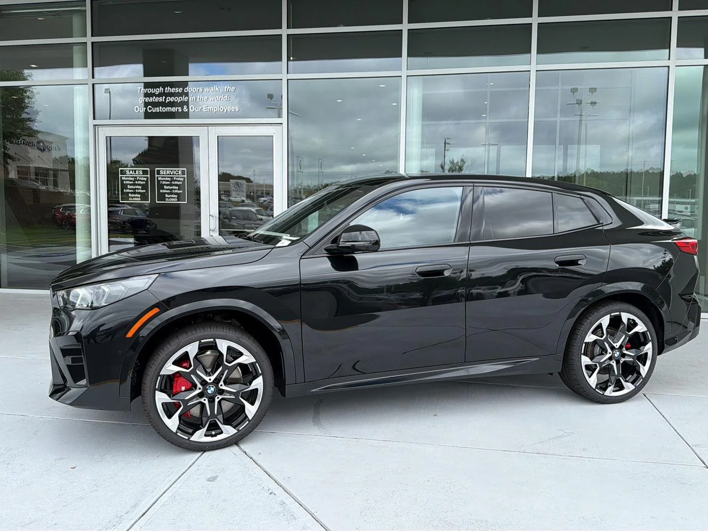 New 2026 Black Sapphire Metallic BMW xDrive28i image 3
