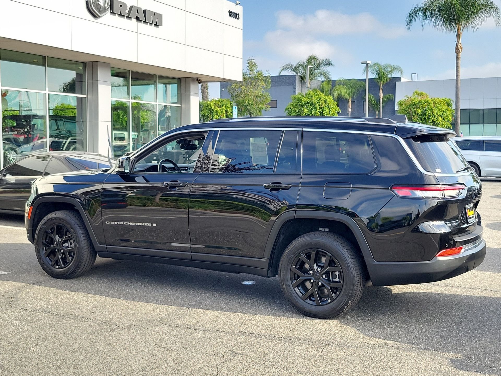 Certified Used 2022 Black Jeep Limited image 2