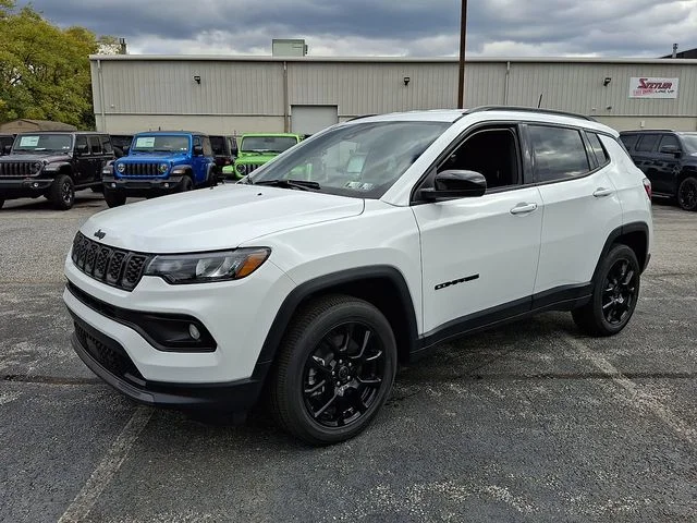 New 2026 White Jeep Latitude image 3