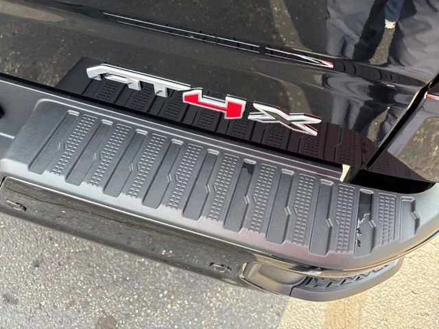 2026 GMC Sierra 1500 AT4X - Photo 20