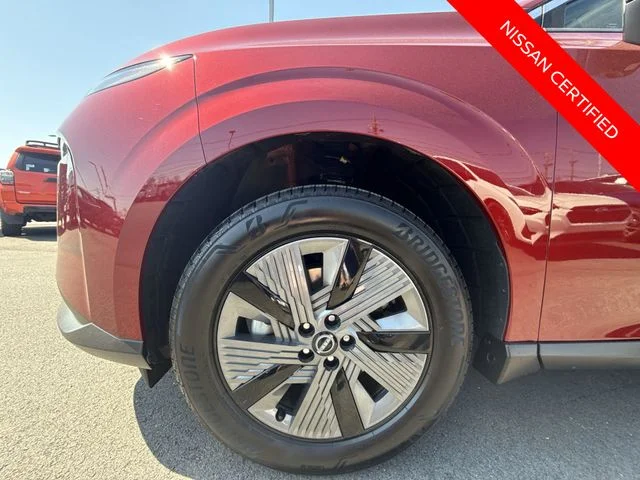 Used 2025 Red Nissan SL image 10