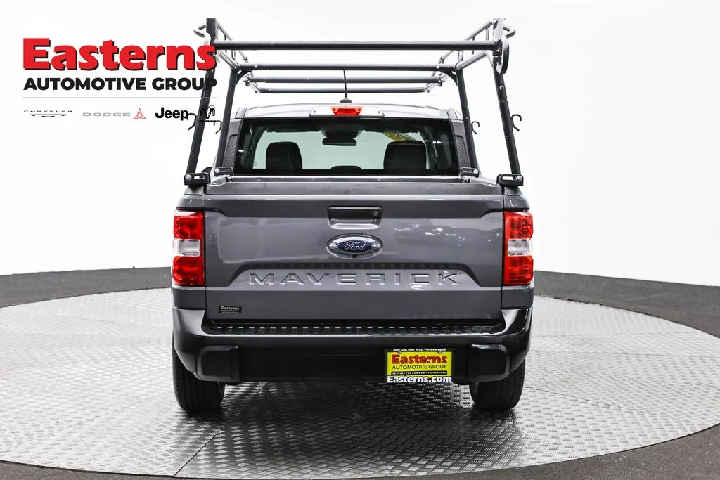 Used 2023 Gray Ford XLT image 8
