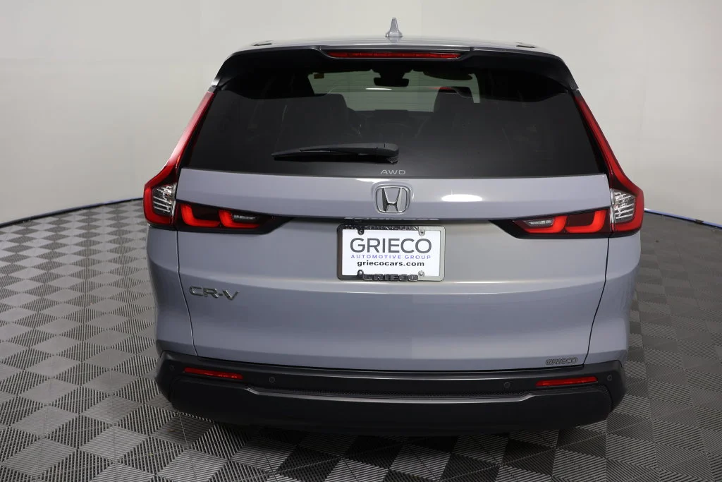 Used 2024  Honda EX-L image 7
