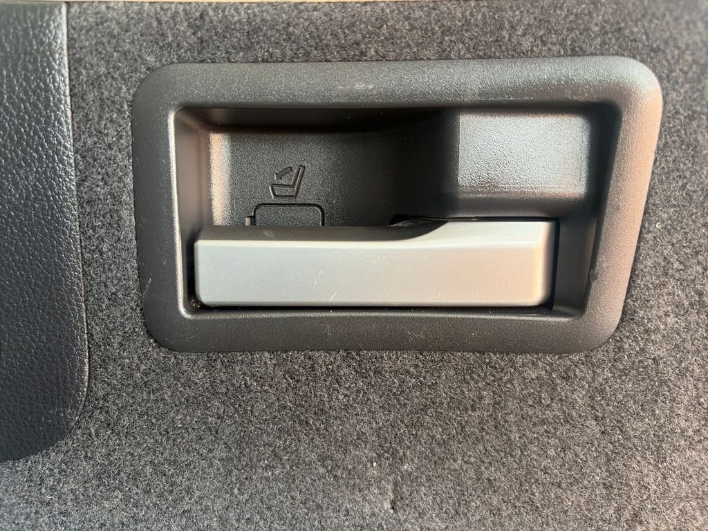 Used 2014 Midnight Nissan SV image 40
