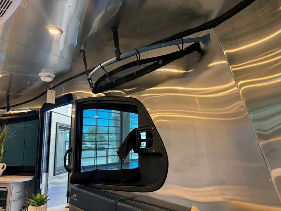New 2025 SILVER AIRSTREAM  image 33