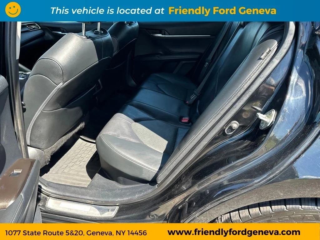 Used 2022 Midnight Black Metallic Toyota XLE image 10
