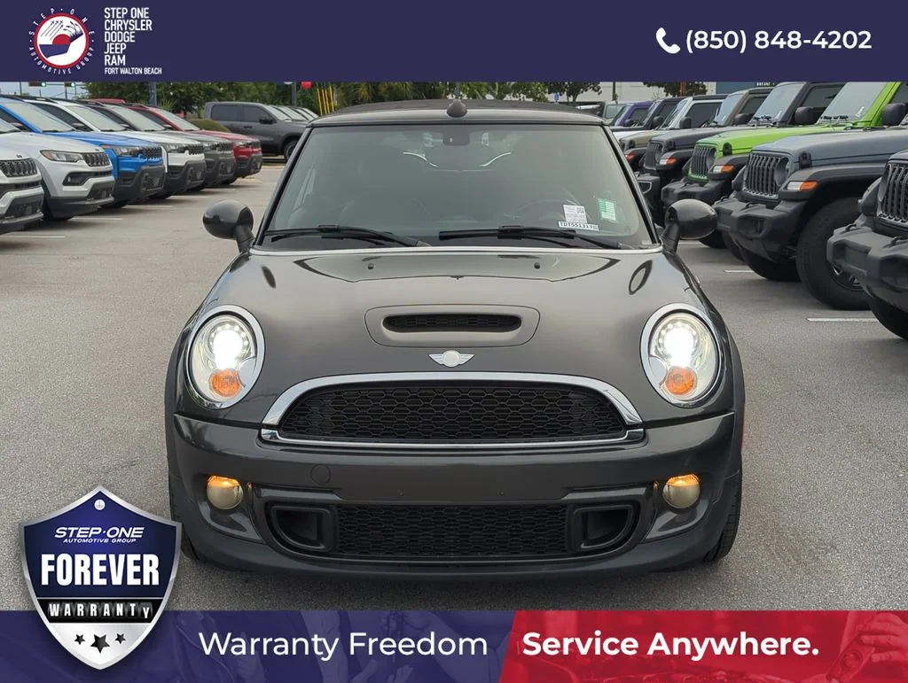 Used 2013 Gray MINI Base image 9