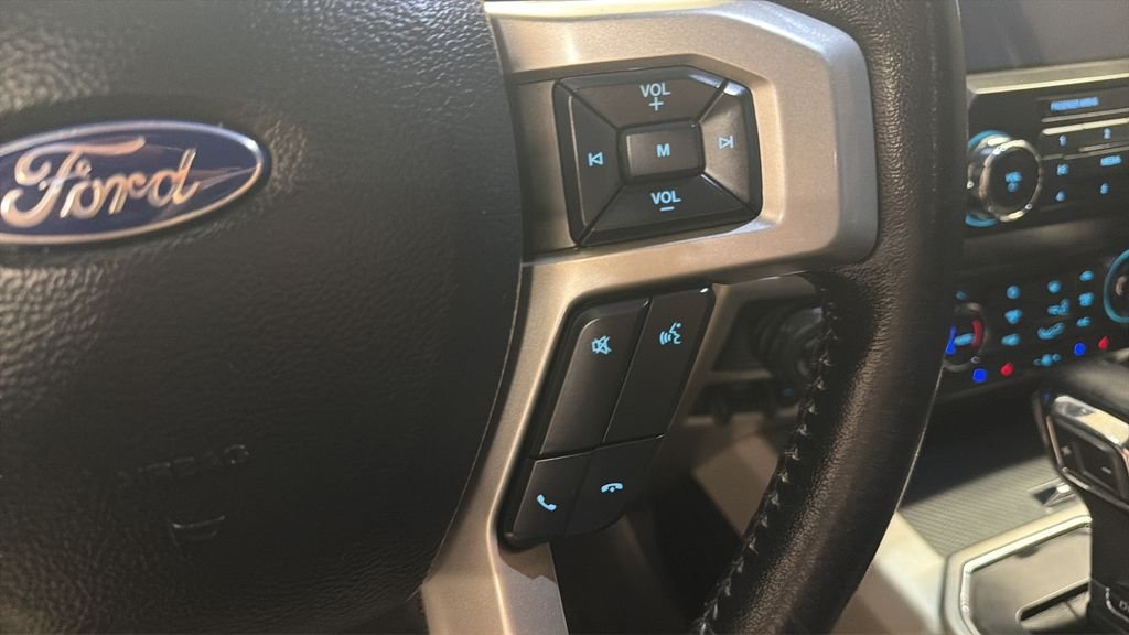 Used 2020 Silver Ford Lariat image 22