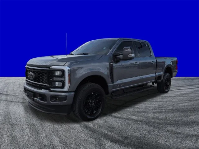 Used 2025 Gray Metallic Ford Lariat image 8