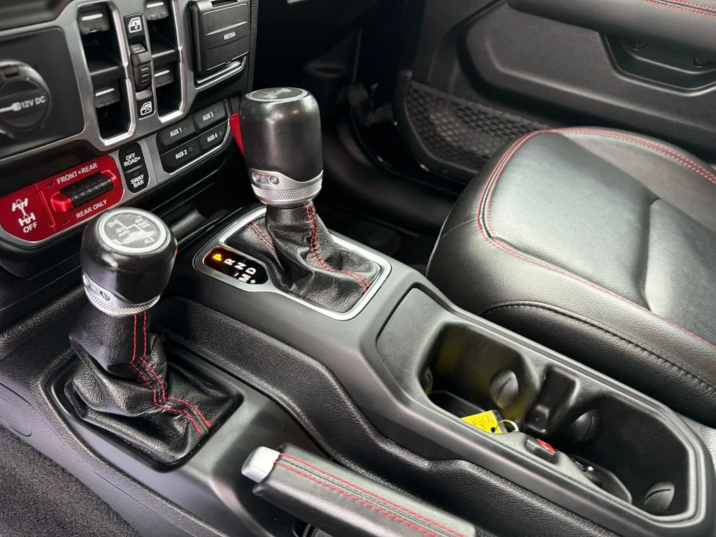 Used 2021 Black Jeep Unlimited Rubicon image 24
