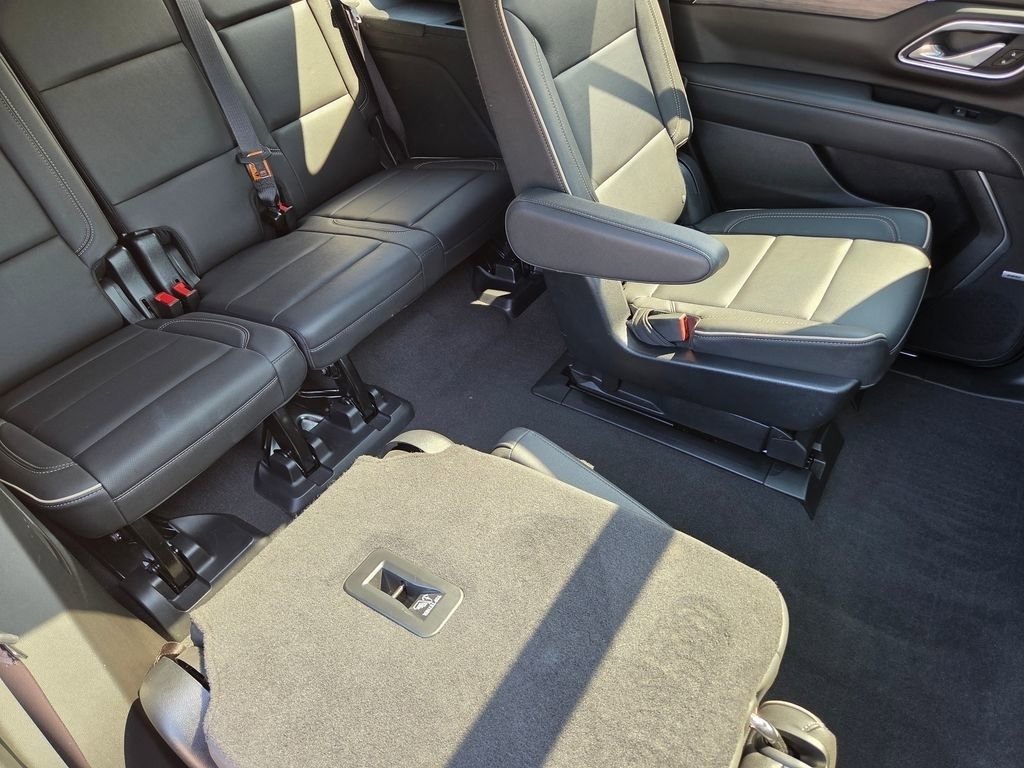 Used 2023 Onyx Black GMC SLT image 5