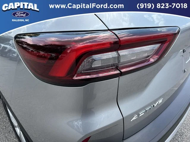 Used 2023 Silver Ford Active image 15