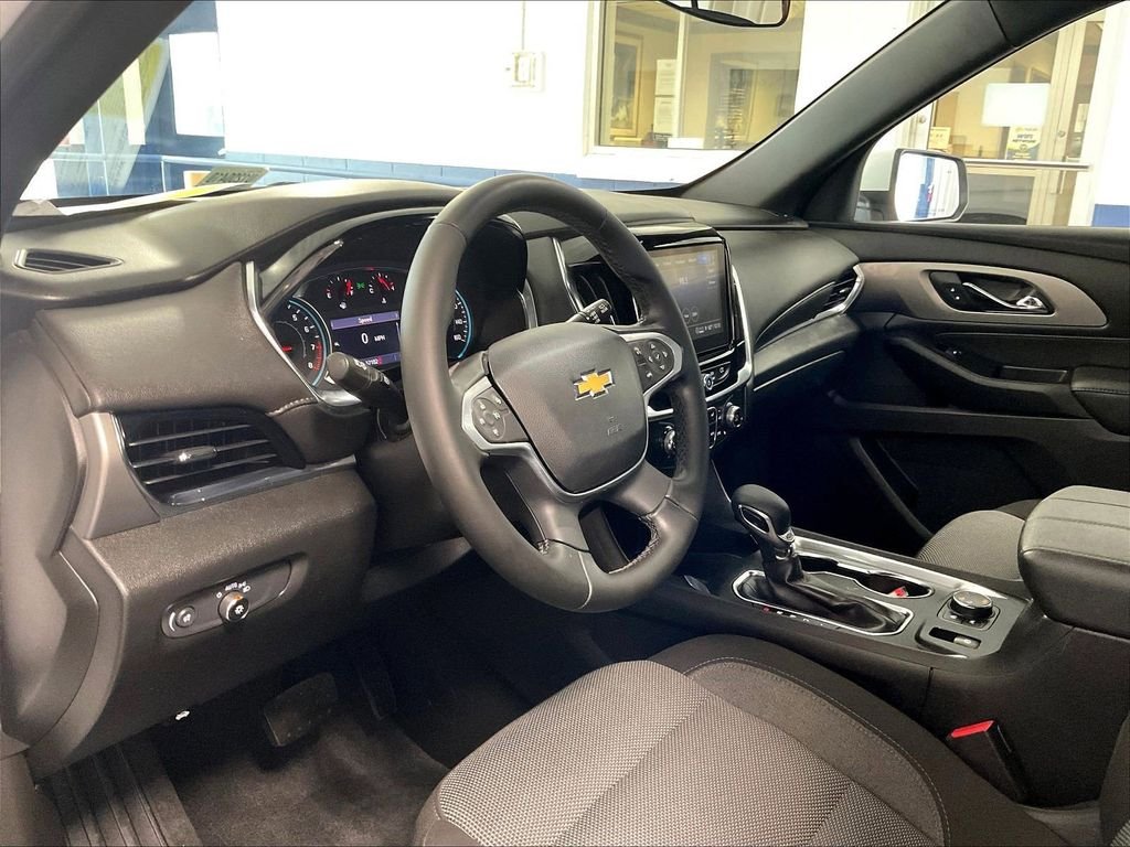 Used 2023 White Chevrolet LT image 8